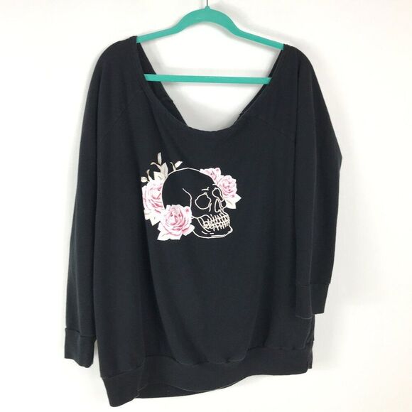 Torrid Off Shoulder Sweatshirt Women's Plus Size 2/2X Cozy Fleece Skull Black - Picture 1 of 10